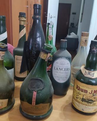 Bottiglie liquore vintage