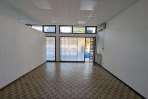 NEGOZIO A CONEGLIANO