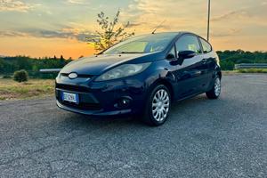 Ford Fiesta 1.4 3 porte Bz.- GPL Titanium