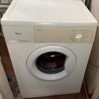 Lavatrice Whirlpool 5 kg doppia classe A+ 