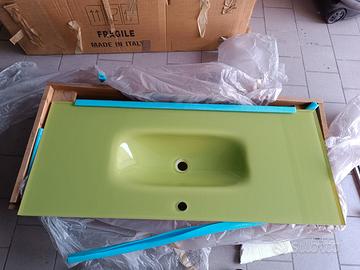 Lavabo con cassettiera