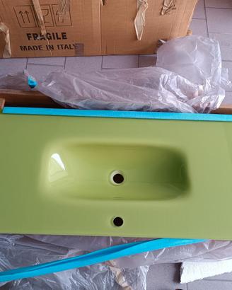 Lavabo con cassettiera