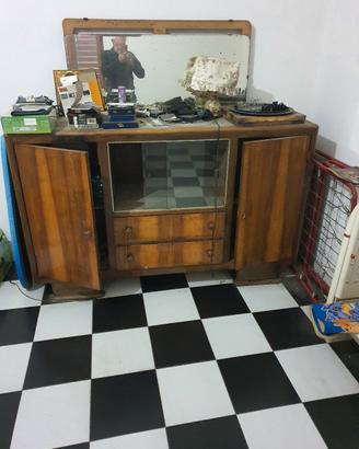 mobiletto antico