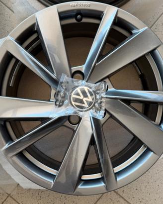 Cerchi Originali Volkswagen Nuovi R17