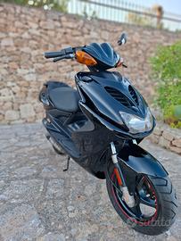 Yamaha aerox 50
