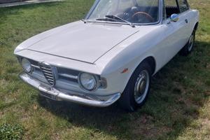 Alfa Romeo Giulia GT Junior 1300 Scalino