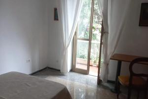 Montesacro-citta' giardino stanza con balcone