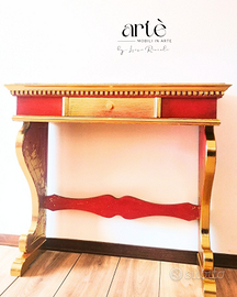Consolle vintage dipinta a mano rosso/oro – unico