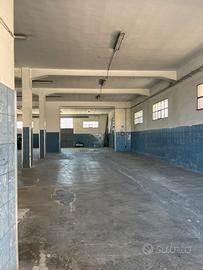 Locale commerciale supersano