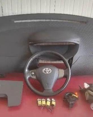 Kit airbag completo di cruscotto toyota Yaris