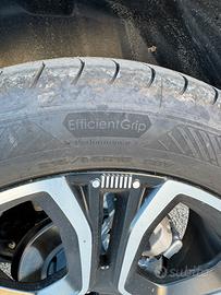 4 pneumatici estivi goodyear 215 / 55 / r18