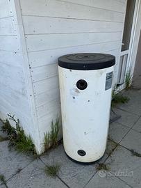 Serbatoio accumulo inerziale