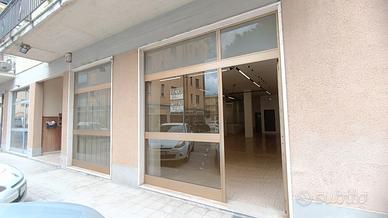 Spazio Commerciale 132 m² - Centro Storico Borgo S