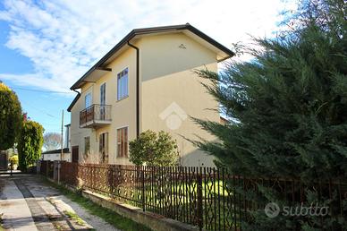 VILLA SINGOLA A SAN DONÀ DI PIAVE