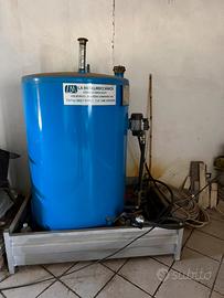 Cisterna gasolio 1000 litri verticale come nuova