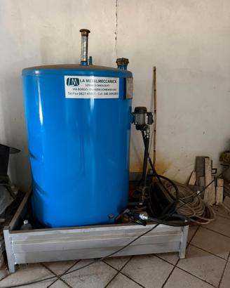 Cisterna gasolio 1000 litri verticale come nuova
