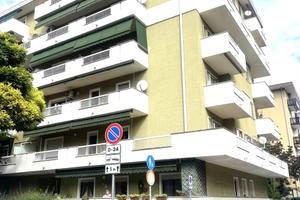 MONFALCONE: Centralissimo App.to tutto Arredato