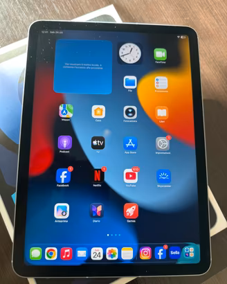 iPad Air 4 (2020) 64GB Wi-Fi + Cellular (LTE)