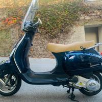 Piaggio Vespa LX 125