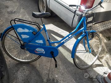 Bicicletta blu 