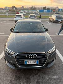 AUDI A3 SEDAN 1.6 TDI S TRONIC SPORT LINE