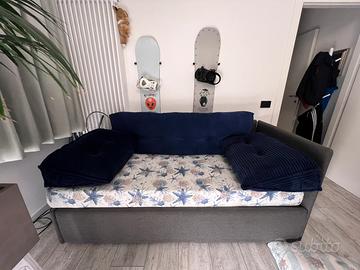 Letto singolo/ divano contenitore con materasso