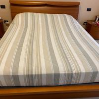 Letto matrimoniale con contenitore