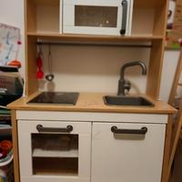 Cucina Ikea per bambini