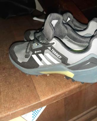 scarpe nuove numero 40