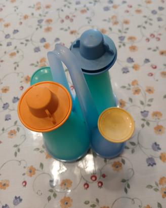 Tupperware oliera