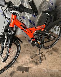 bici KTM da 24 pollici da trekking del 2012