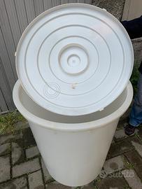 Contenitore SSS in plastica per alimenti 200 lt