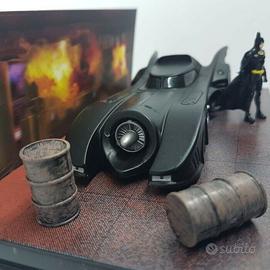 Batmobile Batman Movie 1989 1:43 con diorama