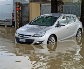 Opel astra alluvionata