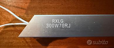 N. 3 Resistori fissi di potenza 300 W 70 RJ