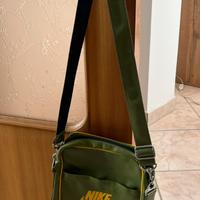 Borsa a tracolla sportiva Nike