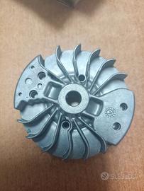 VOLANO PER DECESPUGLIATORE STIHL