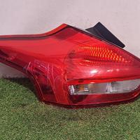 STOP FANALE POSTERIORE SINISTRO FORD Focus Berlina
