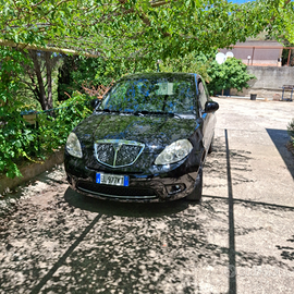 Lancia Ypsilon unico proprietario