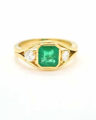 Anello in oro giallo con smeraldo ct 1,38 Zambia