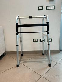 Deambulatore per anziani nuovo