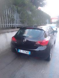 Opel Astra 1.7 2012 prezzo con passaggio e tassa