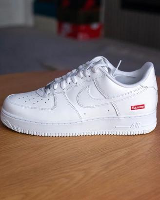 Nike Air Force 1 Low Supreme EU38