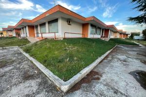 Locale commerciale ad uso ufficio/magazzino