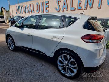 Renault Scenic Scénic dCi 8V 110 CV EDC Energy Int
