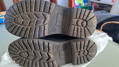 Anfibi per bambina taglia 29