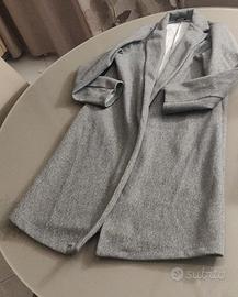 Cappotto grigio scuro oversize 