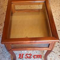 Tavolino vetrina arte povera