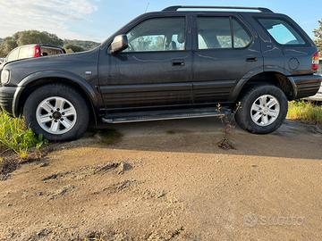 Opel Frontera/,2 cdti anno 2002 solo ricambi