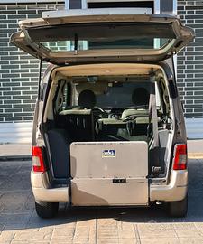 Berlingo con rampa per trasporto disabili  anziani